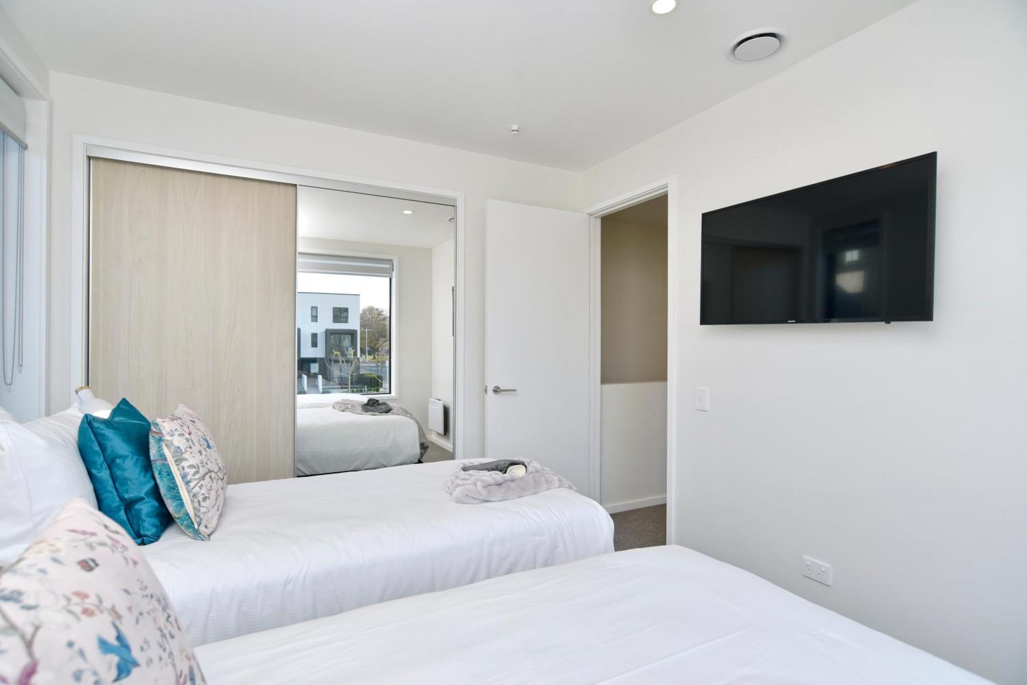 Hereford St Apartment - Christchurch Holiday Homes ภายนอก รูปภาพ